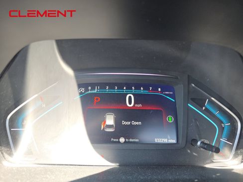 Used 2022 Honda Odyssey Touring image 2