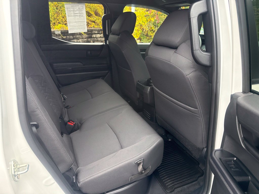 Certified 2024 Toyota Tacoma SR5 AWD/4WD image 19