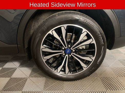 Used 2022 Ford Escape SE w/ SE Sport Appearance Package image 23