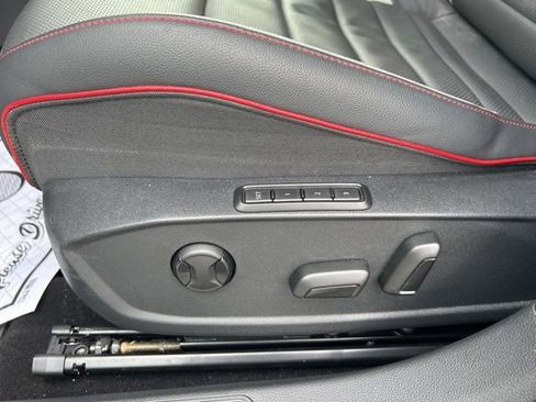 Certified 2024 Volkswagen GTI SE w/ SE Leather Seats Package image 31