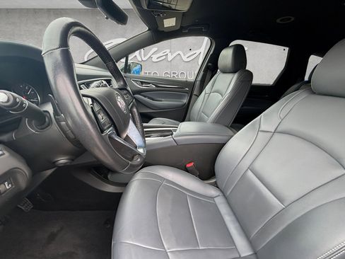 Used 2024 Buick Enclave Premium image 20