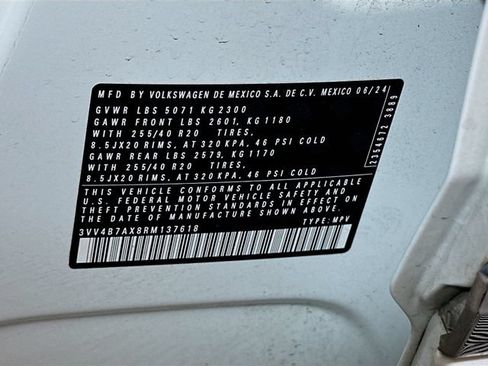 Used 2024 Volkswagen Tiguan SEL R-Line AWD/4WD image 38