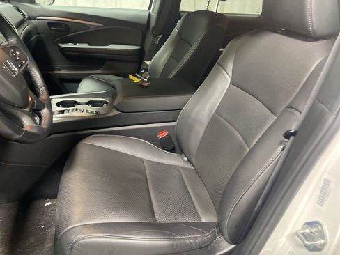 Used 2024 Honda Passport EX-L image 22