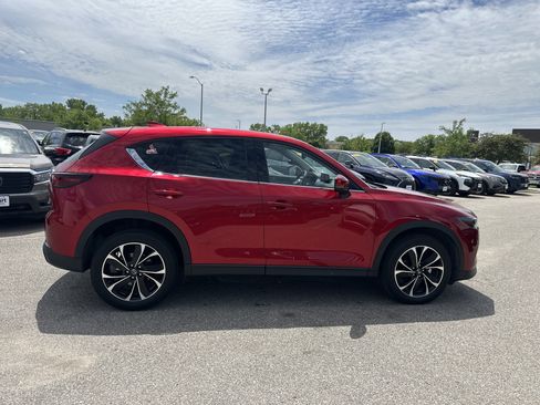 Used 2022 MAZDA CX-5 AWD 2.5 S w/ Premium Plus Pkg image 3