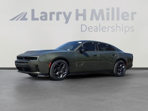 New 2026 Dodge Charger R/T w/ Driver Convenience Group AWD/4WD image 1