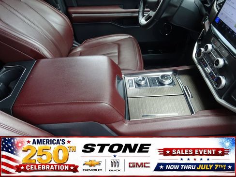Used 2022 Ford Expedition Limited AWD/4WD image 17