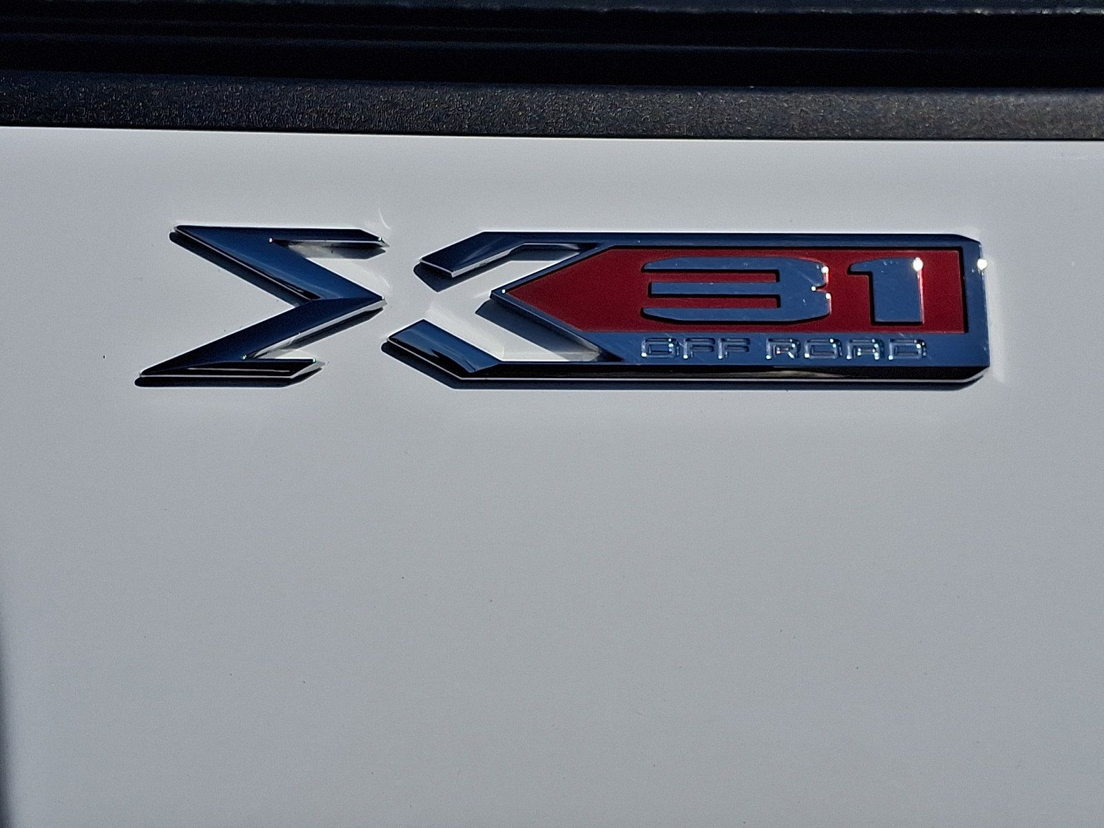 Used 2022 GMC Sierra 3500 SLE w/ SLE Value Package AWD/4WD image 30