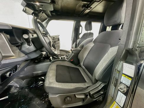 Used 2025 Ford Bronco Big Bend AWD/4WD image 16