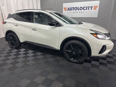 Used 2024 Nissan Murano SV w/ SV Midnight Edition Package image 2