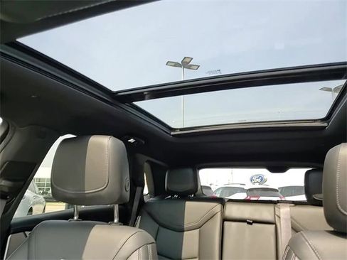 Used 2022 Cadillac XT5 Sportv image 21