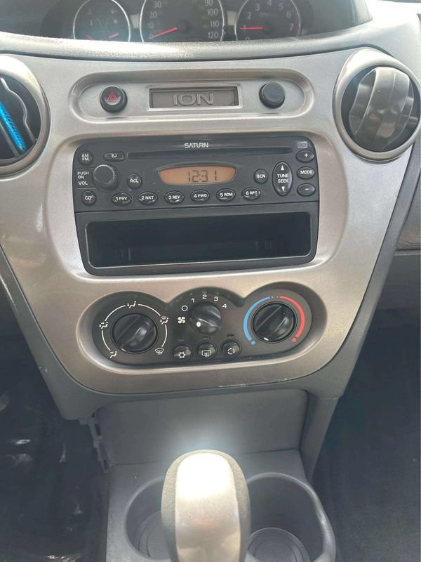Used 2005 Saturn ION Level 2 FWD image 22