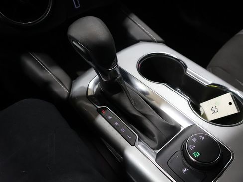 Used 2025 Chevrolet Blazer LT image 29