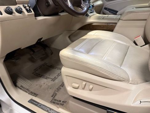 Used 2020 GMC Yukon Denali AWD/4WD image 10