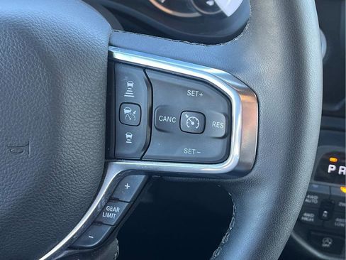Used 2025 RAM 1500 Laramie image 27
