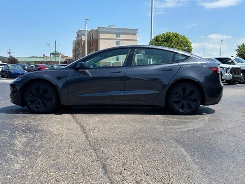 Used 2024 Tesla Model 3 Standard Range RWD image 4