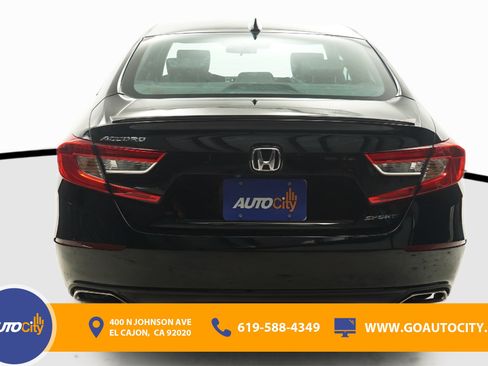 Used 2018 Honda Accord Sport image 12