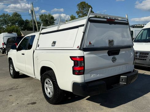 Used 2022 Nissan Frontier S RWD image 5