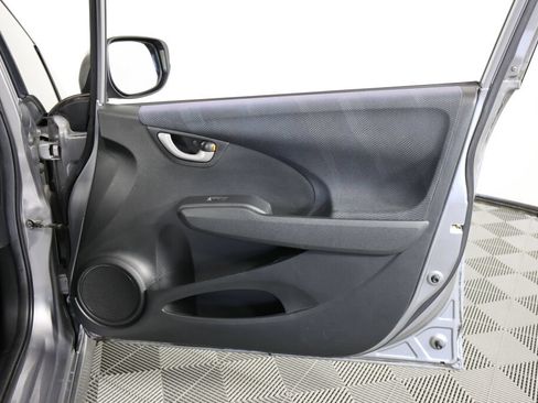 Used 2009 Honda Fit Sport image 25
