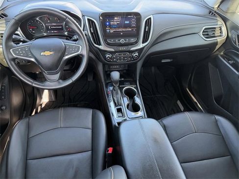 Used 2022 Chevrolet Equinox Premier image 25