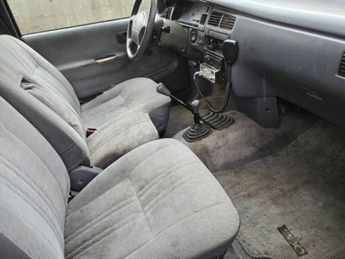 Used 1997 Toyota T100 DX image 1