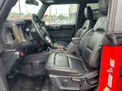 Used 2024 Ford Bronco Badlands AWD/4WD image 7