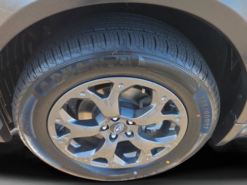 Used 2022 Subaru Crosstrek 2.5i Sport w/ Moonroof Package image 34