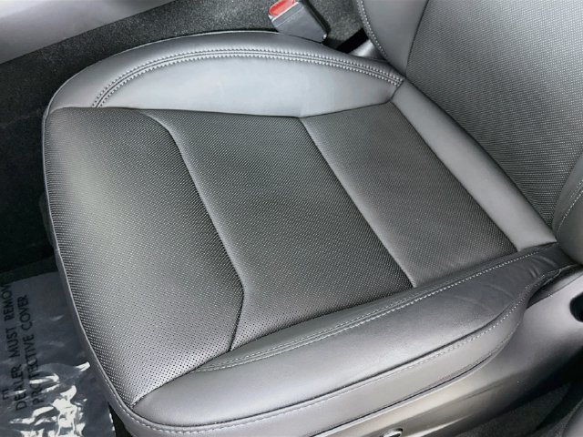 Used 2026 Tesla Model Y AWD image 18