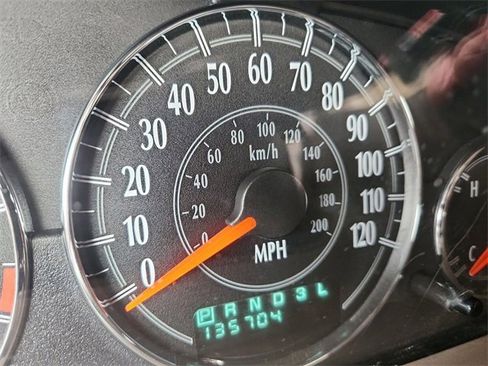 Used 2001 Chrysler Sebring LXi image 12