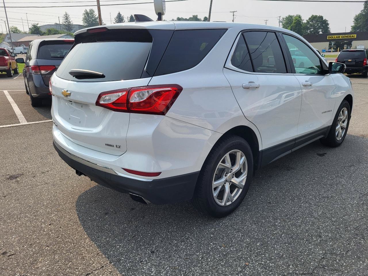 Used 2018 Chevrolet Equinox LT AWD/4WD image 3
