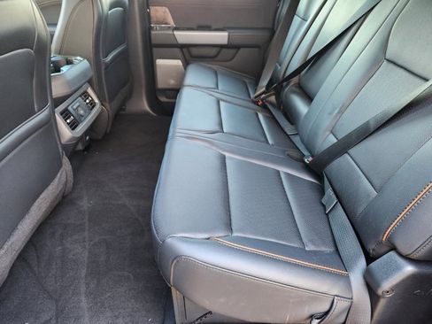 New 2026 Ford F250 Lariat w/ Black Appearance Package AWD/4WD image 22