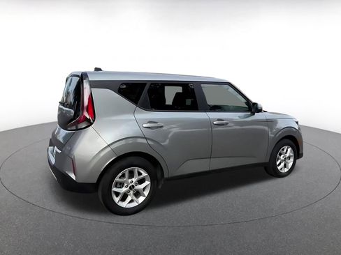 Used 2025 Kia Soul LX w/ LX Technology Package image 15