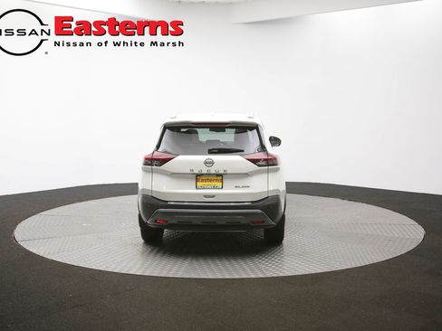 Used 2023 Nissan Rogue SL w/ SL Premium Package image 49