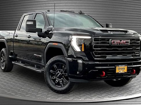 Used 2024 GMC Sierra 2500 AT4 w/ AT4 Preferred Package AWD/4WD image 3