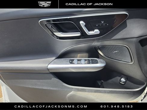 Used 2025 Mercedes-Benz C 300 Sedan w/ Winter Package image 18