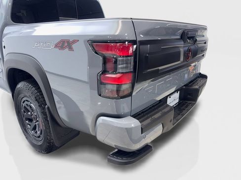 Used 2025 Nissan Frontier PRO-4X w/ Interior Protection Package AWD/4WD image 19