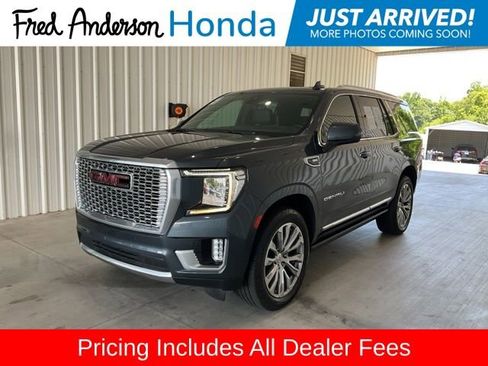 Used 2021 GMC Yukon Denali w/ Denali Premium Package AWD/4WD image 1
