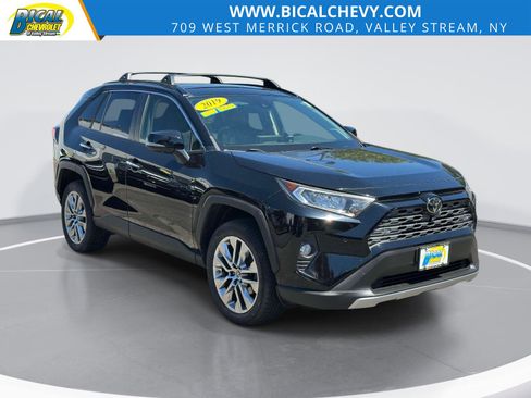 Used 2019 Toyota RAV4 Limited w/ Advanced Technology Package AWD/4WD image 1