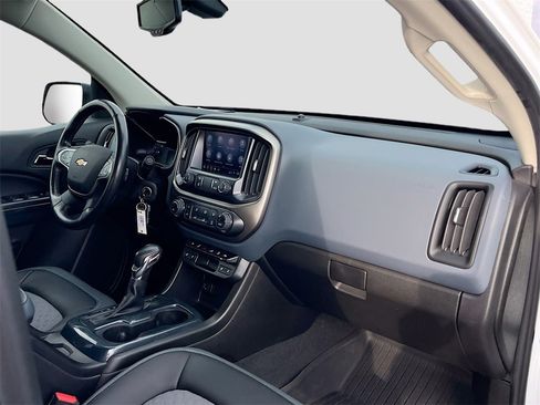 Used 2022 Chevrolet Colorado Z71 image 29