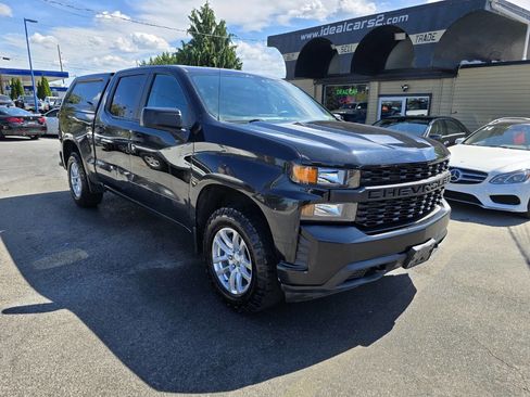 Used 2019 Chevrolet Silverado 1500 W/T w/ Z71 Off-Road Package AWD/4WD image 1