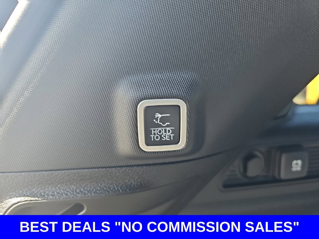 Used 2026 Jeep Grand Cherokee Limited AWD/4WD image 13