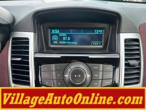 Used 2014 Chevrolet Cruze LT FWD image 17