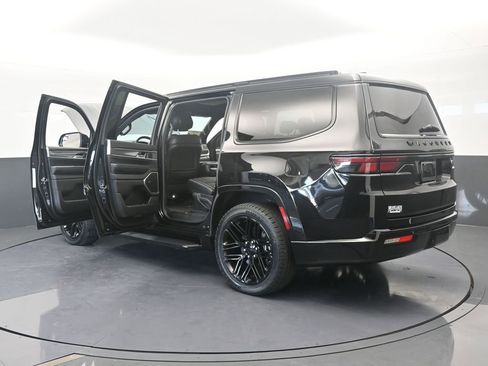 Used 2022 Jeep Wagoneer Series II image 79