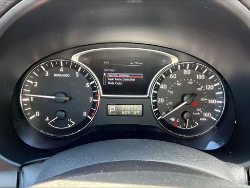 Used 2015 Nissan Altima 2.5 S w/ Sport Value Package FWD image 23