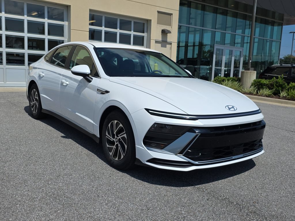 New 2026 Hyundai Sonata Blue FWD image 2