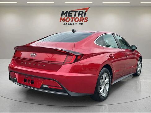 Used 2020 Hyundai Sonata SE w/ Cargo Package image 4