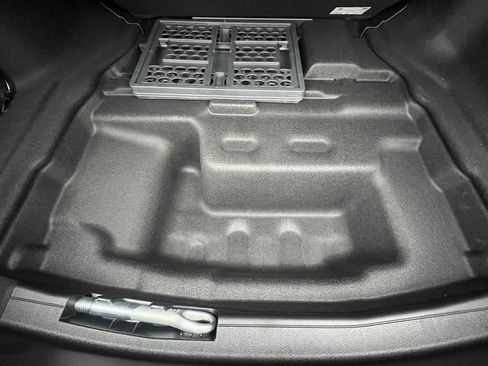 Certified 2023 Mercedes-Benz C 300 4MATIC Sedan image 17