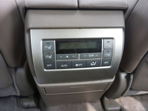 Used 2011 Lexus GX 460 image 17
