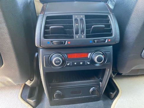 Used 2012 BMW X5 xDrive50i AWD/4WD image 35