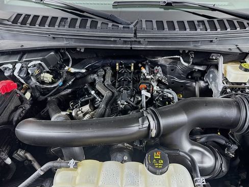 Certified 2022 Lincoln Navigator 4WD image 38