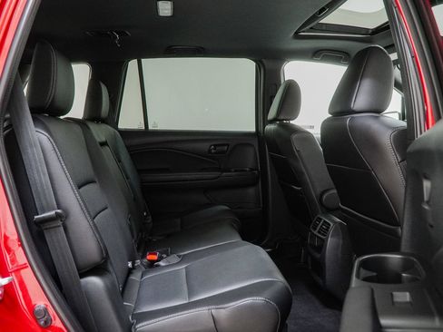 Used 2023 Honda Passport EX-L image 38